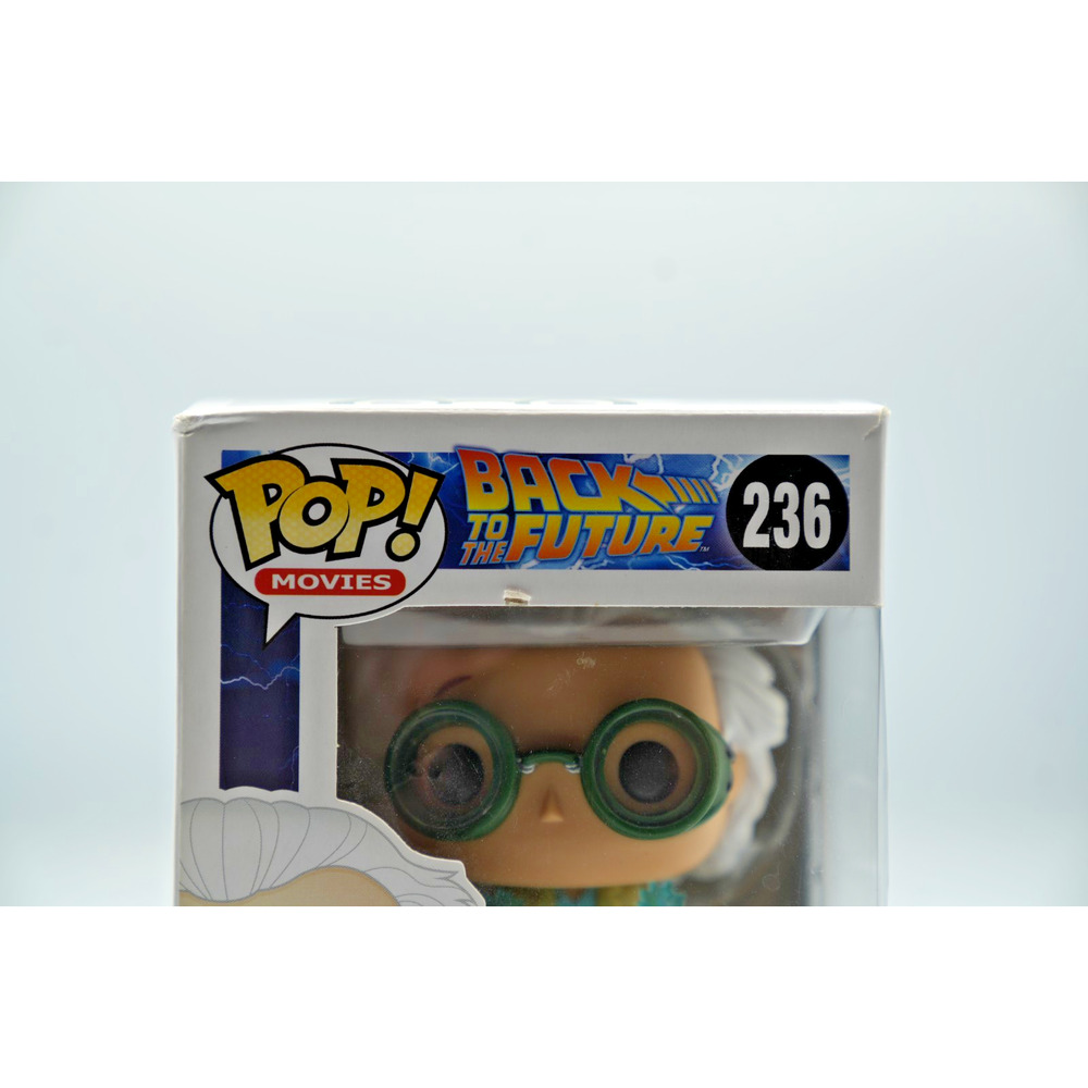 Funko Pop! Back to the Future Dr. Emmett Brown #236 Exclusive Loot Crate Edition - Picture 6 of 7